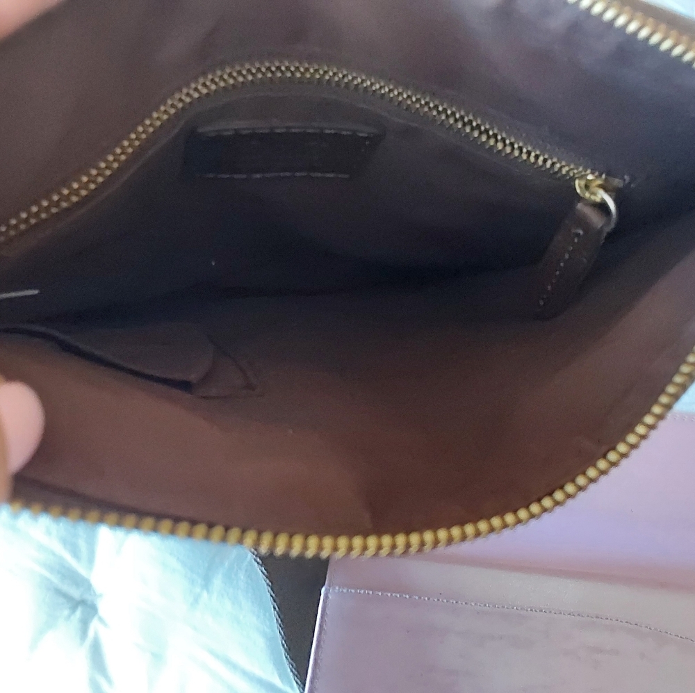 Dolce & Gabbana  Designer Crossbody Bag - Picture 2 of 11